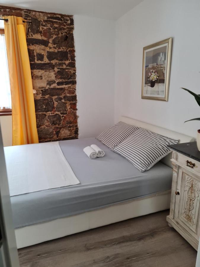 Rustic Apartment Senj  Exterior photo